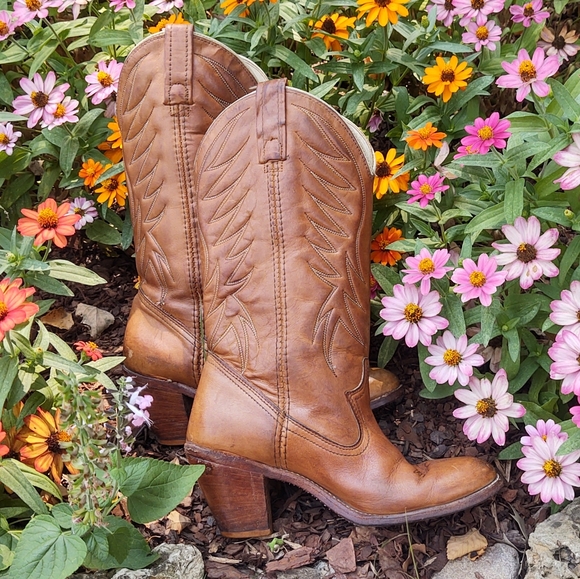 VINTAGE Vegan Leather Caramel Cowgirl Riding Boots - Picture 2 of 9